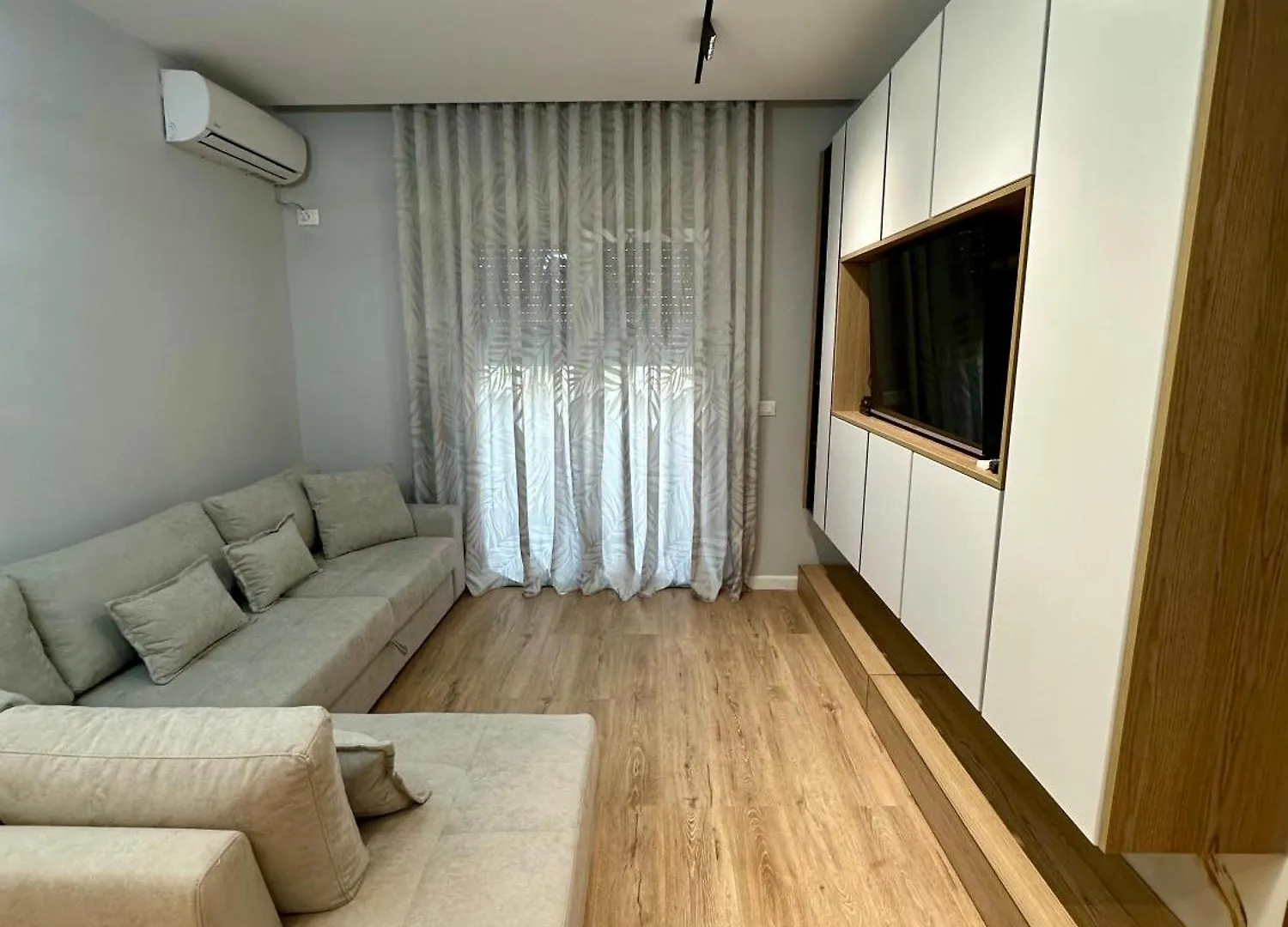Vivar Apartment 2 Tirana 0*,  Albania